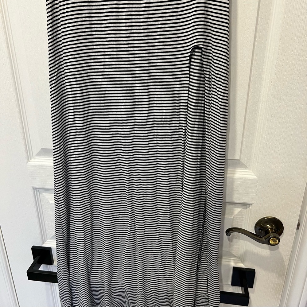 ONLY black & white striped maxi skirt - Picture 3 of 4